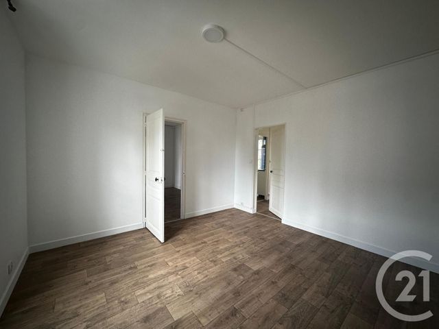Appartement F3 à louer - 3 pièces - 53.45 m2 - CORBEIL ESSONNES - 91 - ILE-DE-FRANCE - Century 21 Martinot Immobilier