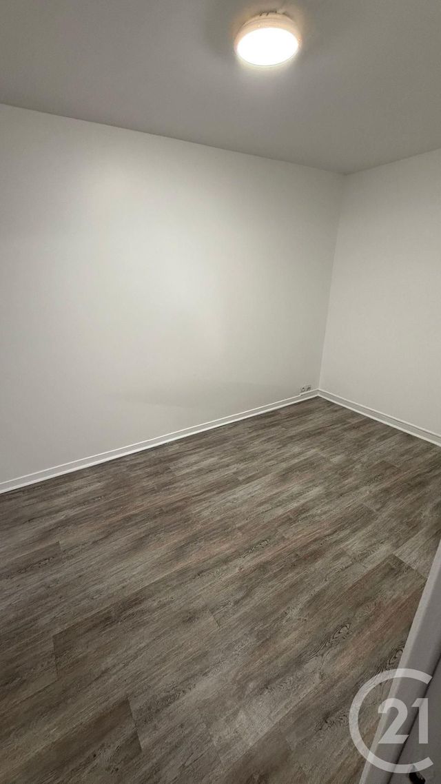 Appartement F2 à louer - 2 pièces - 26.48 m2 - DRAVEIL - 91 - ILE-DE-FRANCE - Century 21 Martinot Immobilier