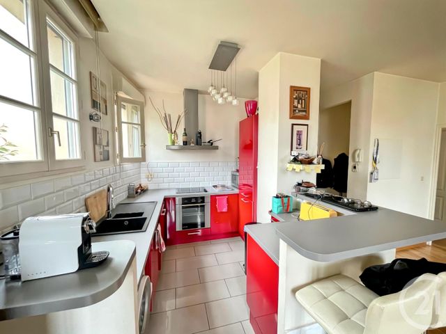 Appartement F3 à vendre - 3 pièces - 67.17 m2 - CORBEIL ESSONNES - 91 - ILE-DE-FRANCE - Century 21 Martinot Immobilier