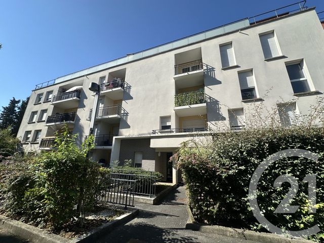 Appartement F2 à vendre - 2 pièces - 42.98 m2 - CORBEIL ESSONNES - 91 - ILE-DE-FRANCE - Century 21 Martinot Immobilier