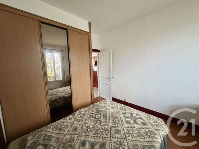 Appartement F3 à vendre - 3 pièces - 47.6 m2 - CORBEIL ESSONNES - 91 - ILE-DE-FRANCE - Century 21 Martinot Immobilier