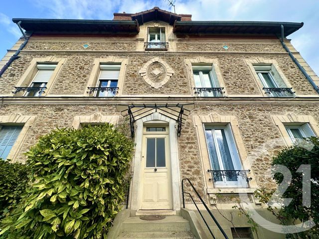 Appartement F3 à vendre - 3 pièces - 47.6 m2 - CORBEIL ESSONNES - 91 - ILE-DE-FRANCE - Century 21 Martinot Immobilier