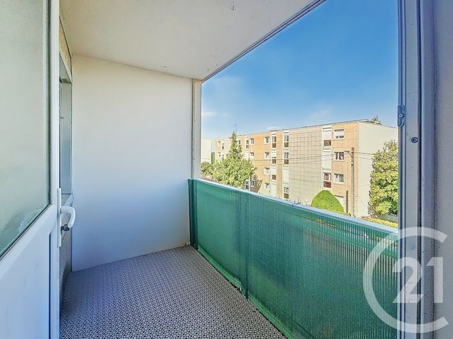 Appartement F4 à vendre - 4 pièces - 73.5 m2 - CORBEIL ESSONNES - 91 - ILE-DE-FRANCE - Century 21 Martinot Immobilier