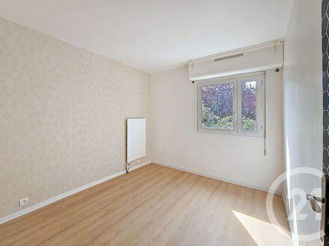 Appartement F4 à vendre - 4 pièces - 73.5 m2 - CORBEIL ESSONNES - 91 - ILE-DE-FRANCE - Century 21 Martinot Immobilier