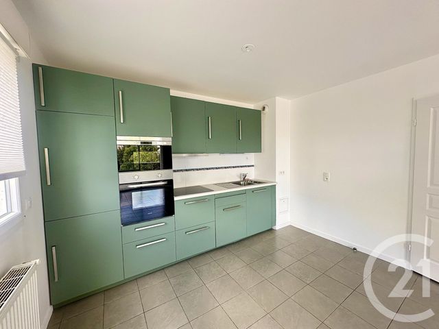 Appartement F3 à vendre - 3 pièces - 61.0 m2 - ST PIERRE DU PERRAY - 91 - ILE-DE-FRANCE - Century 21 Martinot Immobilier