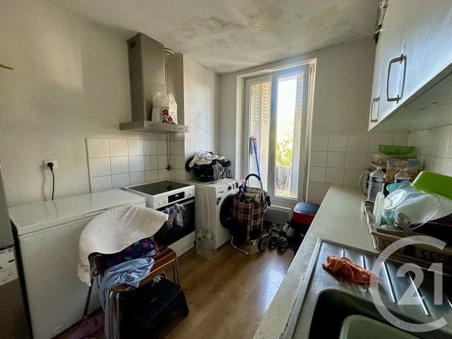 Appartement F2 à vendre - 2 pièces - 36.38 m2 - CORBEIL ESSONNES - 91 - ILE-DE-FRANCE - Century 21 Martinot Immobilier