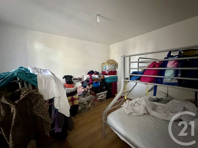 Appartement F2 à vendre - 2 pièces - 36.38 m2 - CORBEIL ESSONNES - 91 - ILE-DE-FRANCE - Century 21 Martinot Immobilier