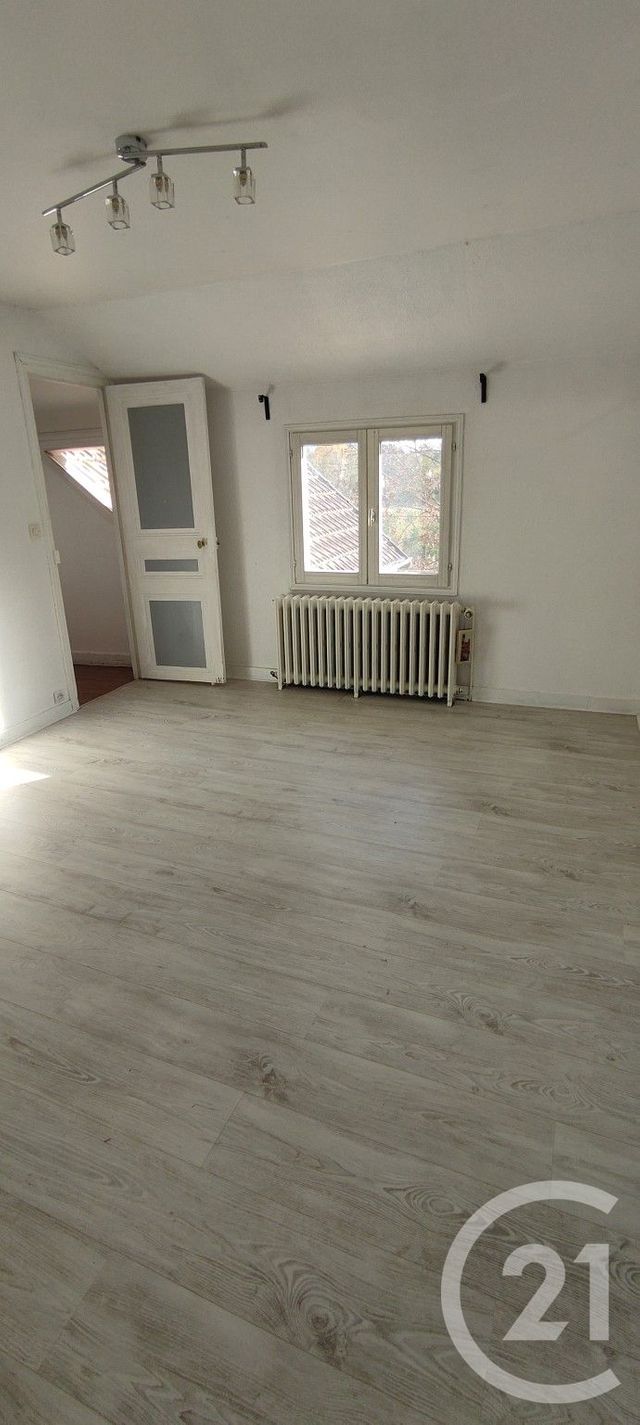 maison à louer - 6 pièces - 102.77 m2 - BRUNOY - 91 - ILE-DE-FRANCE - Century 21 Martinot Immobilier