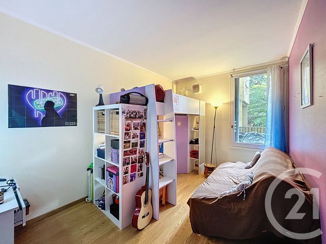 Appartement à vendre - 4 pièces - 75.0 m2 - CORBEIL ESSONNES - 91 - ILE-DE-FRANCE - Century 21 Martinot Immobilier