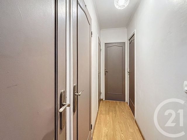 Appartement à vendre - 4 pièces - 75.0 m2 - CORBEIL ESSONNES - 91 - ILE-DE-FRANCE - Century 21 Martinot Immobilier