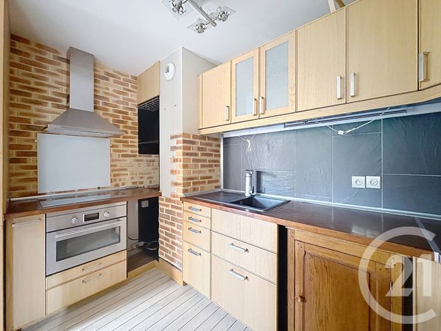 Appartement F3 à louer - 3 pièces - 50.04 m2 - CORBEIL ESSONNES - 91 - ILE-DE-FRANCE - Century 21 Martinot Immobilier