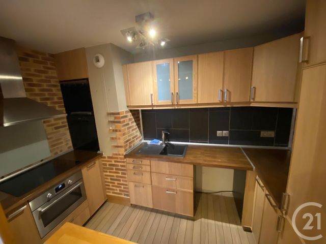 Appartement F3 à louer - 3 pièces - 50.04 m2 - CORBEIL ESSONNES - 91 - ILE-DE-FRANCE - Century 21 Martinot Immobilier
