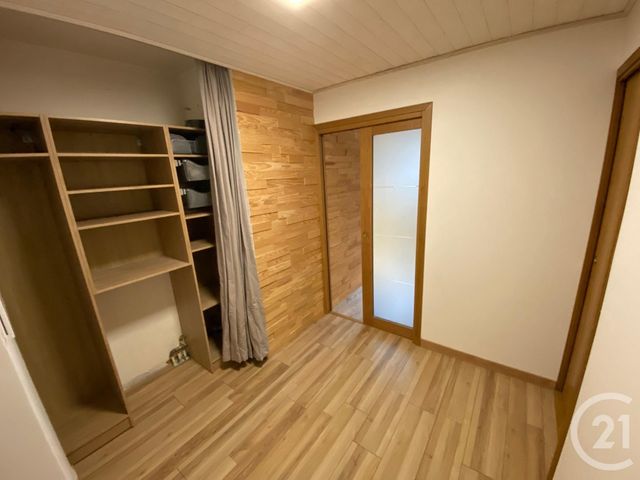 Appartement F3 à louer - 3 pièces - 50.04 m2 - CORBEIL ESSONNES - 91 - ILE-DE-FRANCE - Century 21 Martinot Immobilier
