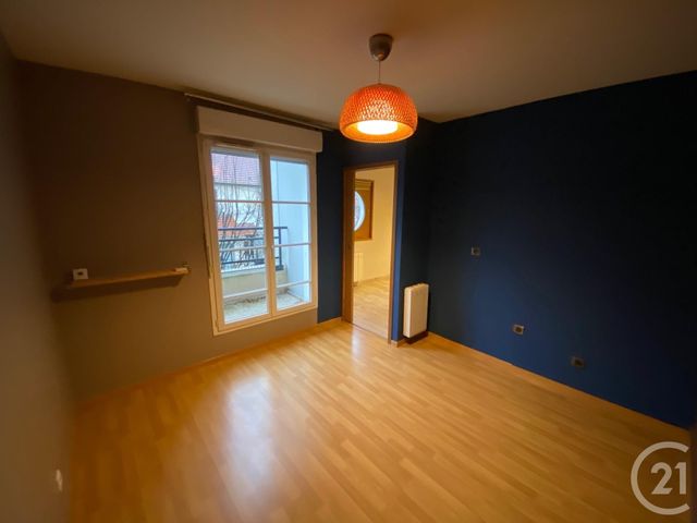 Appartement F3 à louer - 3 pièces - 50.04 m2 - CORBEIL ESSONNES - 91 - ILE-DE-FRANCE - Century 21 Martinot Immobilier