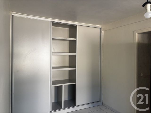 Appartement Local à vendre - 5 pièces - 300.0 m2 - CORBEIL ESSONNES - 91 - ILE-DE-FRANCE - Century 21 Martinot Immobilier