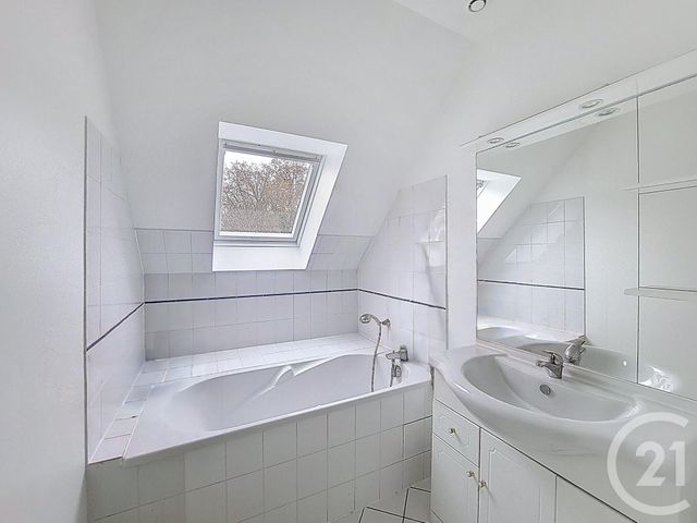 maison à vendre - 7 pièces - 164.97 m2 - ST GERMAIN LES CORBEIL - 91 - ILE-DE-FRANCE - Century 21 Martinot Immobilier