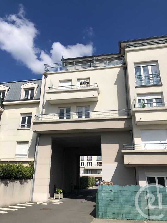 Appartement F2 à louer - 2 pièces - 43.15 m2 - CORBEIL ESSONNES - 91 - ILE-DE-FRANCE - Century 21 Martinot Immobilier