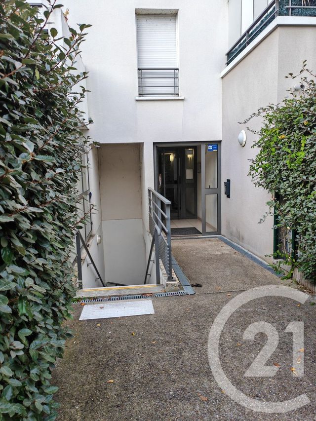 Appartement F1 à louer - 1 pièce - 28.88 m2 - CORBEIL ESSONNES - 91 - ILE-DE-FRANCE - Century 21 Martinot Immobilier