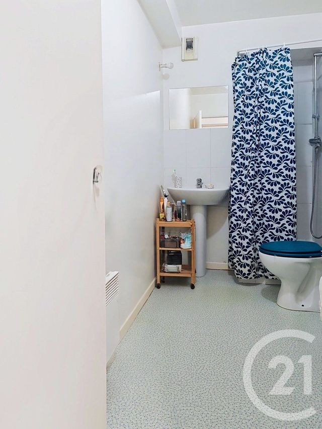 Appartement F1 à louer - 1 pièce - 28.88 m2 - CORBEIL ESSONNES - 91 - ILE-DE-FRANCE - Century 21 Martinot Immobilier