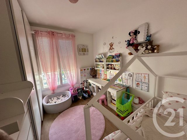 Appartement F3 à vendre - 3 pièces - 65.15 m2 - CORBEIL ESSONNES - 91 - ILE-DE-FRANCE - Century 21 Martinot Immobilier