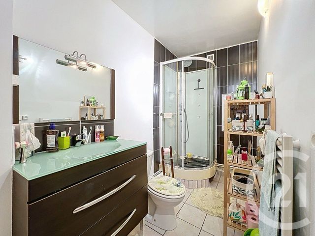 Appartement F2 à vendre - 2 pièces - 37.34 m2 - CORBEIL ESSONNES - 91 - ILE-DE-FRANCE - Century 21 Martinot Immobilier