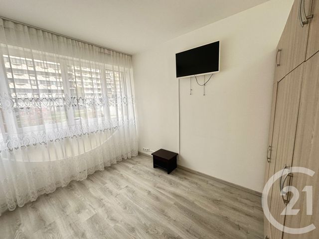 Appartement F4 à vendre - 4 pièces - 94.0 m2 - GRIGNY - 91 - ILE-DE-FRANCE - Century 21 Martinot Immobilier