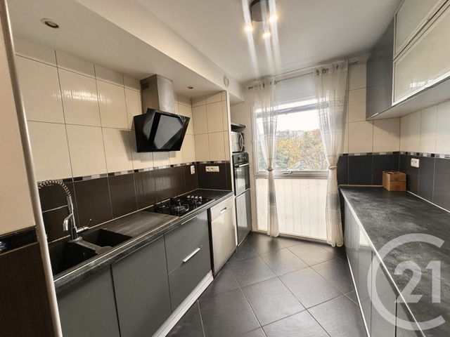 Appartement F4 à vendre - 4 pièces - 94.0 m2 - GRIGNY - 91 - ILE-DE-FRANCE - Century 21 Martinot Immobilier