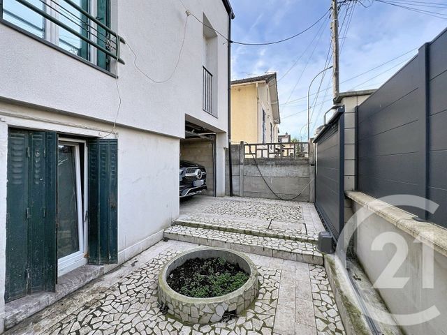 maison à vendre - 9 pièces - 220.69 m2 - VILLENEUVE ST GEORGES - 94 - ILE-DE-FRANCE - Century 21 Martinot Immobilier