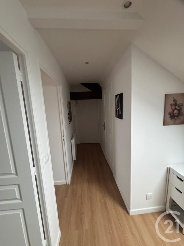 Appartement F2 à louer - 2 pièces - 24.57 m2 - CORBEIL ESSONNES - 91 - ILE-DE-FRANCE - Century 21 Martinot Immobilier