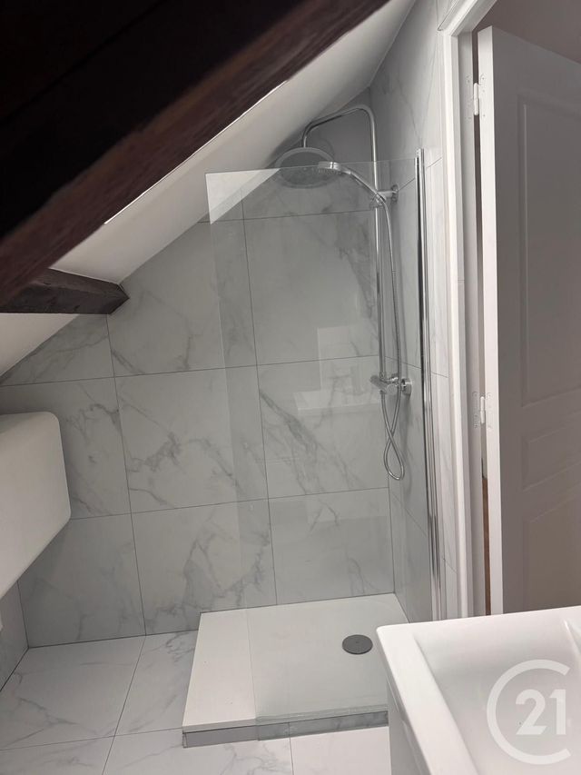 Appartement F2 à louer - 2 pièces - 24.57 m2 - CORBEIL ESSONNES - 91 - ILE-DE-FRANCE - Century 21 Martinot Immobilier