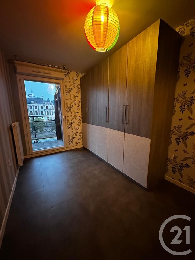 Appartement F5 à louer - 5 pièces - 91.04 m2 - CORBEIL ESSONNES - 91 - ILE-DE-FRANCE - Century 21 Martinot Immobilier