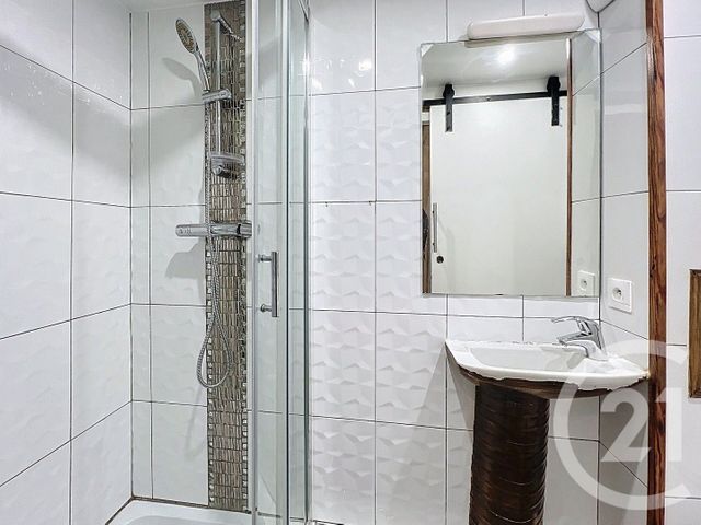 Appartement F2 bis à vendre - 3 pièces - 37.0 m2 - CORBEIL ESSONNES - 91 - ILE-DE-FRANCE - Century 21 Martinot Immobilier