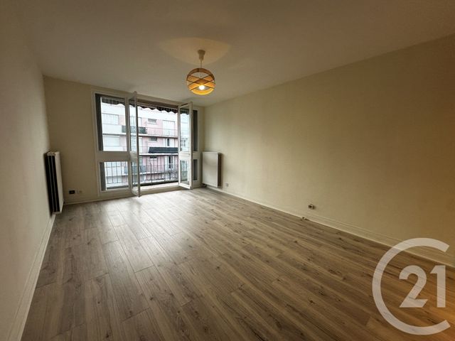 Appartement F3 à louer - 3 pièces - 64.64 m2 - CORBEIL ESSONNES - 91 - ILE-DE-FRANCE - Century 21 Martinot Immobilier