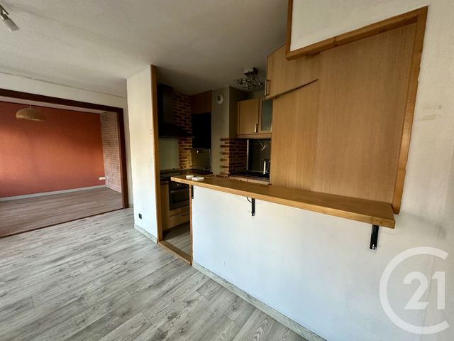 Appartement F3 à vendre - 3 pièces - 50.12 m2 - CORBEIL ESSONNES - 91 - ILE-DE-FRANCE - Century 21 Martinot Immobilier