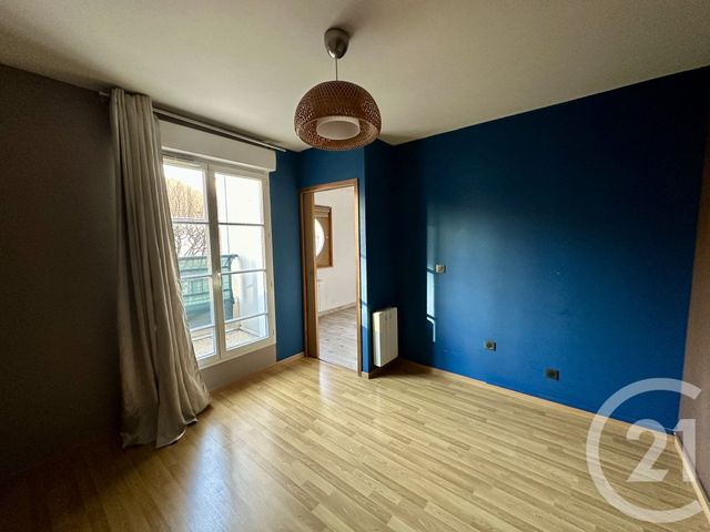 Appartement F3 à vendre - 3 pièces - 50.12 m2 - CORBEIL ESSONNES - 91 - ILE-DE-FRANCE - Century 21 Martinot Immobilier