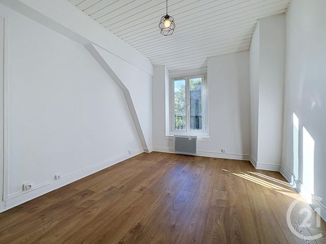 Appartement F2 à louer - 2 pièces - 31.63 m2 - CORBEIL ESSONNES - 91 - ILE-DE-FRANCE - Century 21 Martinot Immobilier
