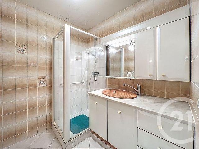 Appartement F3 à vendre - 3 pièces - 70.92 m2 - CORBEIL ESSONNES - 91 - ILE-DE-FRANCE - Century 21 Martinot Immobilier