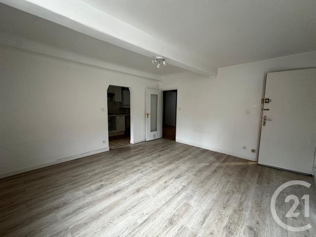 Appartement F1 à louer - 1 pièce - 34.62 m2 - CORBEIL ESSONNES - 91 - ILE-DE-FRANCE - Century 21 Martinot Immobilier