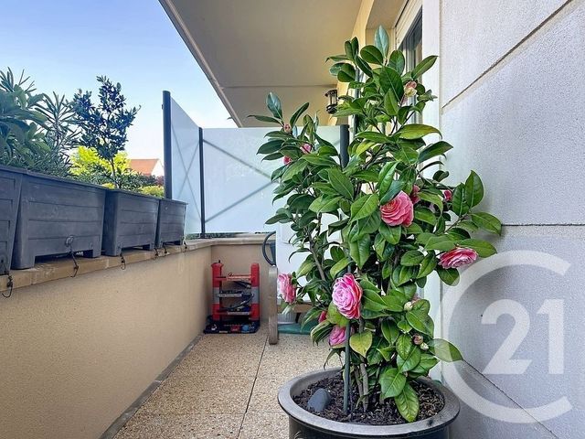 Appartement F3 à vendre - 3 pièces - 60.0 m2 - ST PIERRE DU PERRAY - 91 - ILE-DE-FRANCE - Century 21 Martinot Immobilier