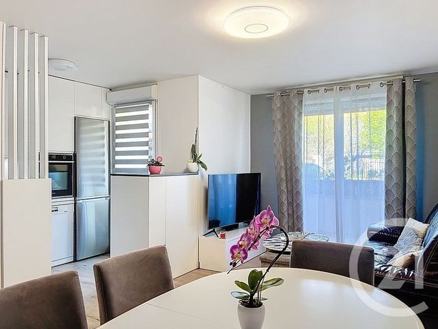 Appartement F3 à vendre - 3 pièces - 60.0 m2 - ST PIERRE DU PERRAY - 91 - ILE-DE-FRANCE - Century 21 Martinot Immobilier