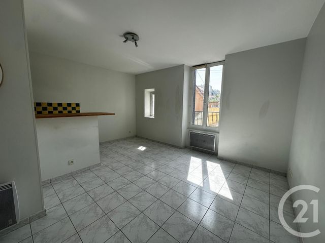 Appartement F2 à louer - 2 pièces - 30.9 m2 - CORBEIL ESSONNES - 91 - ILE-DE-FRANCE - Century 21 Martinot Immobilier