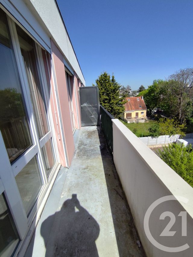 Appartement F3 à louer - 3 pièces - 64.63 m2 - CORBEIL ESSONNES - 91 - ILE-DE-FRANCE - Century 21 Martinot Immobilier
