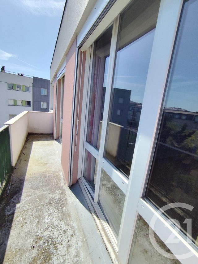 Appartement F3 à louer - 3 pièces - 64.63 m2 - CORBEIL ESSONNES - 91 - ILE-DE-FRANCE - Century 21 Martinot Immobilier