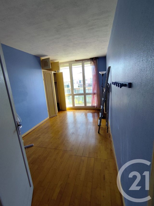 Appartement F3 à louer - 3 pièces - 64.63 m2 - CORBEIL ESSONNES - 91 - ILE-DE-FRANCE - Century 21 Martinot Immobilier