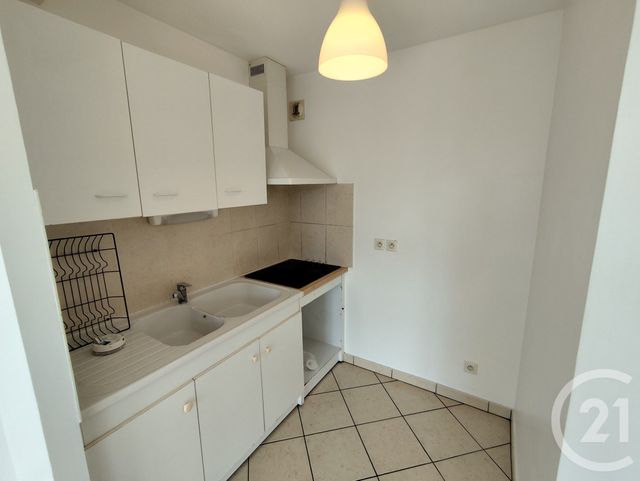 Appartement F2 à louer - 2 pièces - 45.42 m2 - DRAVEIL - 91 - ILE-DE-FRANCE - Century 21 Martinot Immobilier