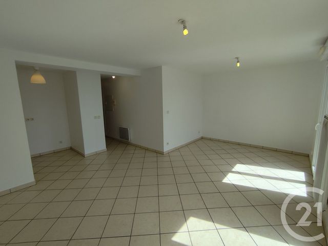 Appartement F2 à louer - 2 pièces - 45.42 m2 - DRAVEIL - 91 - ILE-DE-FRANCE - Century 21 Martinot Immobilier
