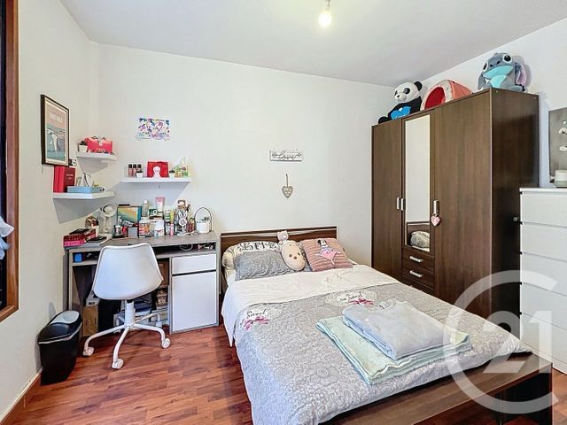 Appartement F2 à vendre - 2 pièces - 37.34 m2 - CORBEIL ESSONNES - 91 - ILE-DE-FRANCE - Century 21 Martinot Immobilier