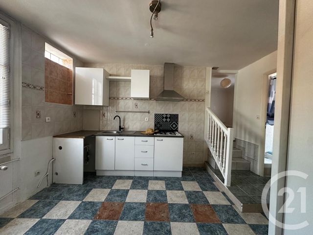 Appartement F2 à louer - 2 pièces - 44.03 m2 - CORBEIL ESSONNES - 91 - ILE-DE-FRANCE - Century 21 Martinot Immobilier