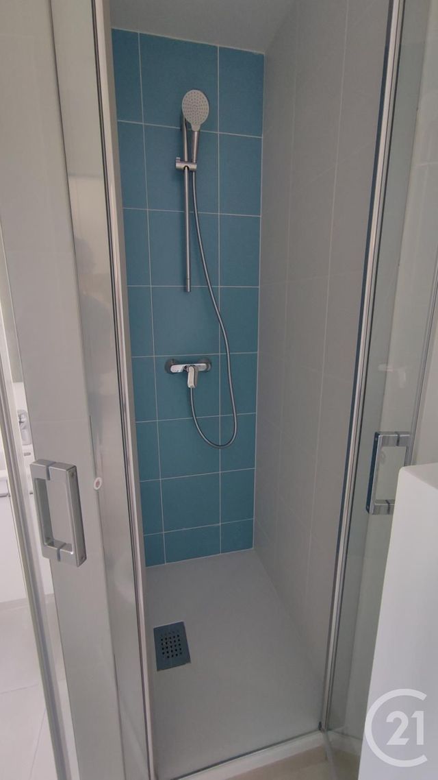 Appartement Studio à louer - 1 pièce - 22.03 m2 - CORBEIL ESSONNES - 91 - ILE-DE-FRANCE - Century 21 Martinot Immobilier