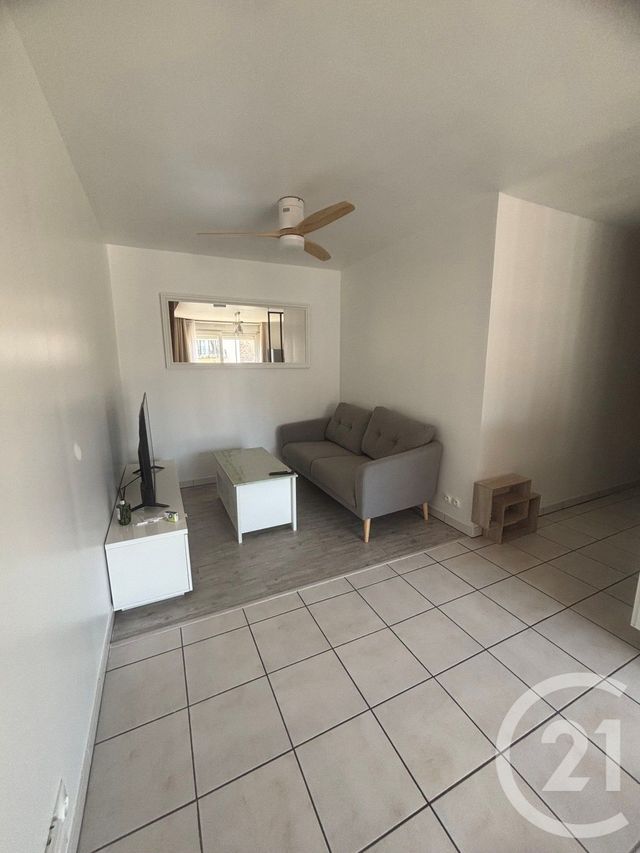 Appartement Duplex à louer - 2 pièces - 56.15 m2 - CORBEIL ESSONNES - 91 - ILE-DE-FRANCE - Century 21 Martinot Immobilier